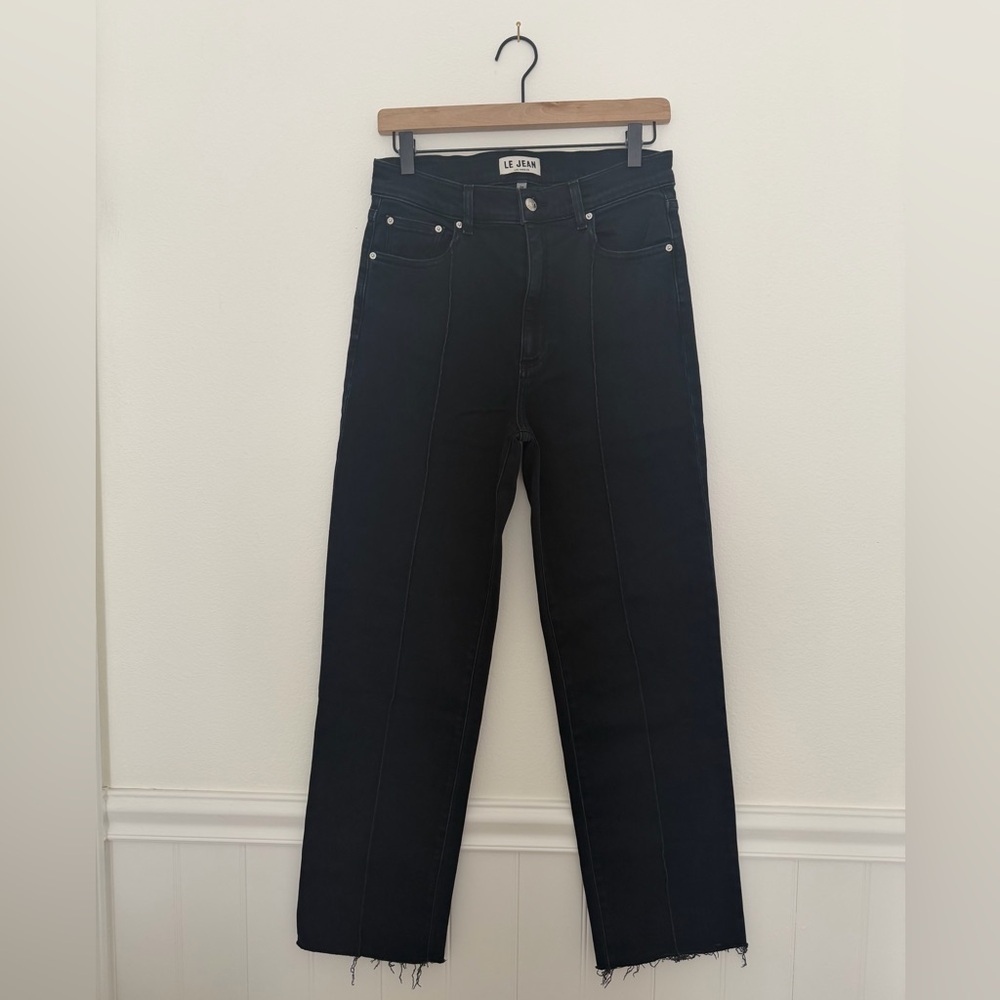 NWOT Le Jean Amelia Straight Jeans, Dark Indigo, High Rise, Raw Hem - Size 28